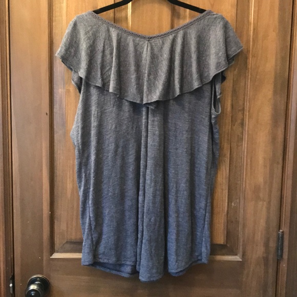 3/$15 Heathered Grey Ruffled Top - Picture 5 of 6